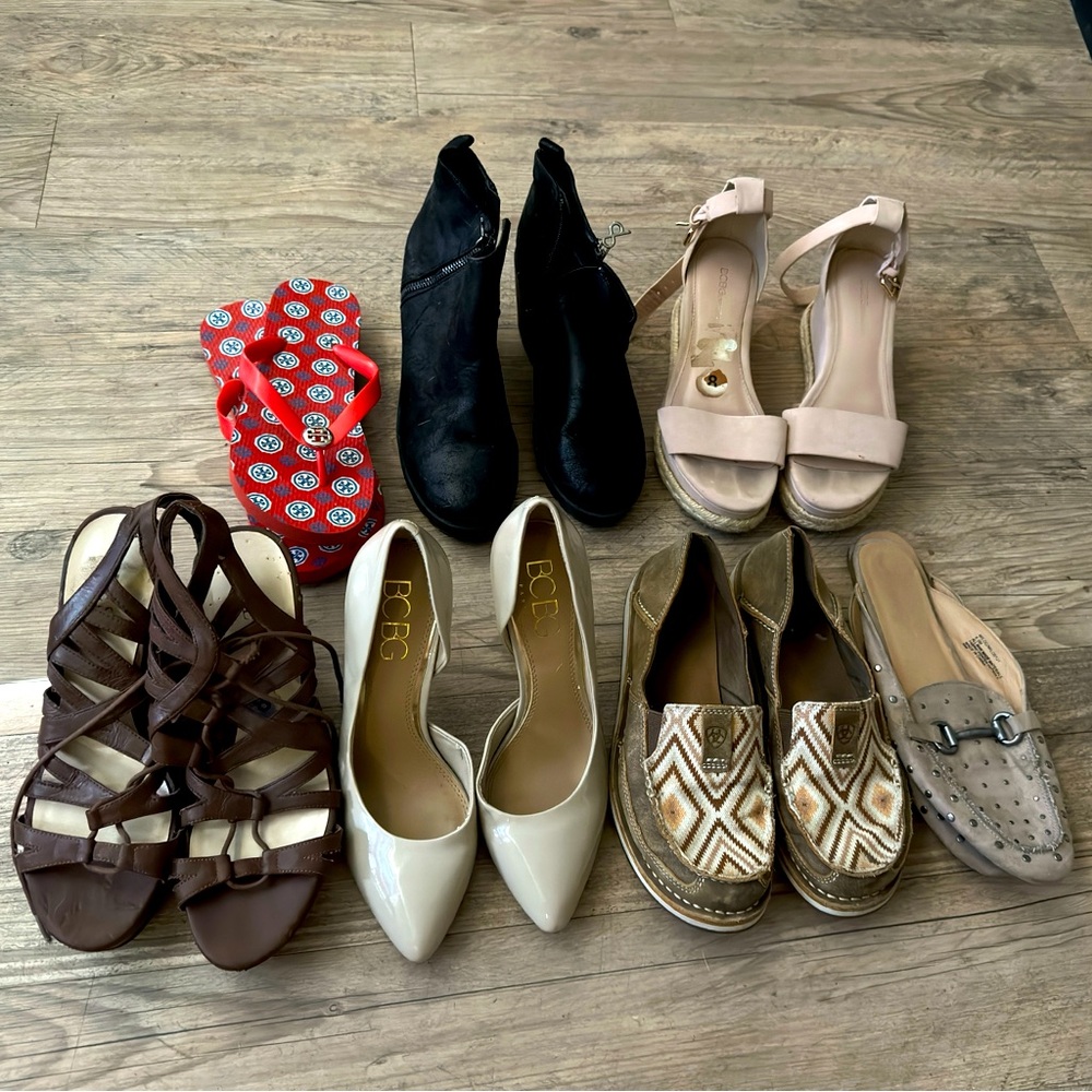 Women’s size 8 shoes